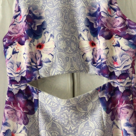 Spring/Summer dress - Picture 3 of 6